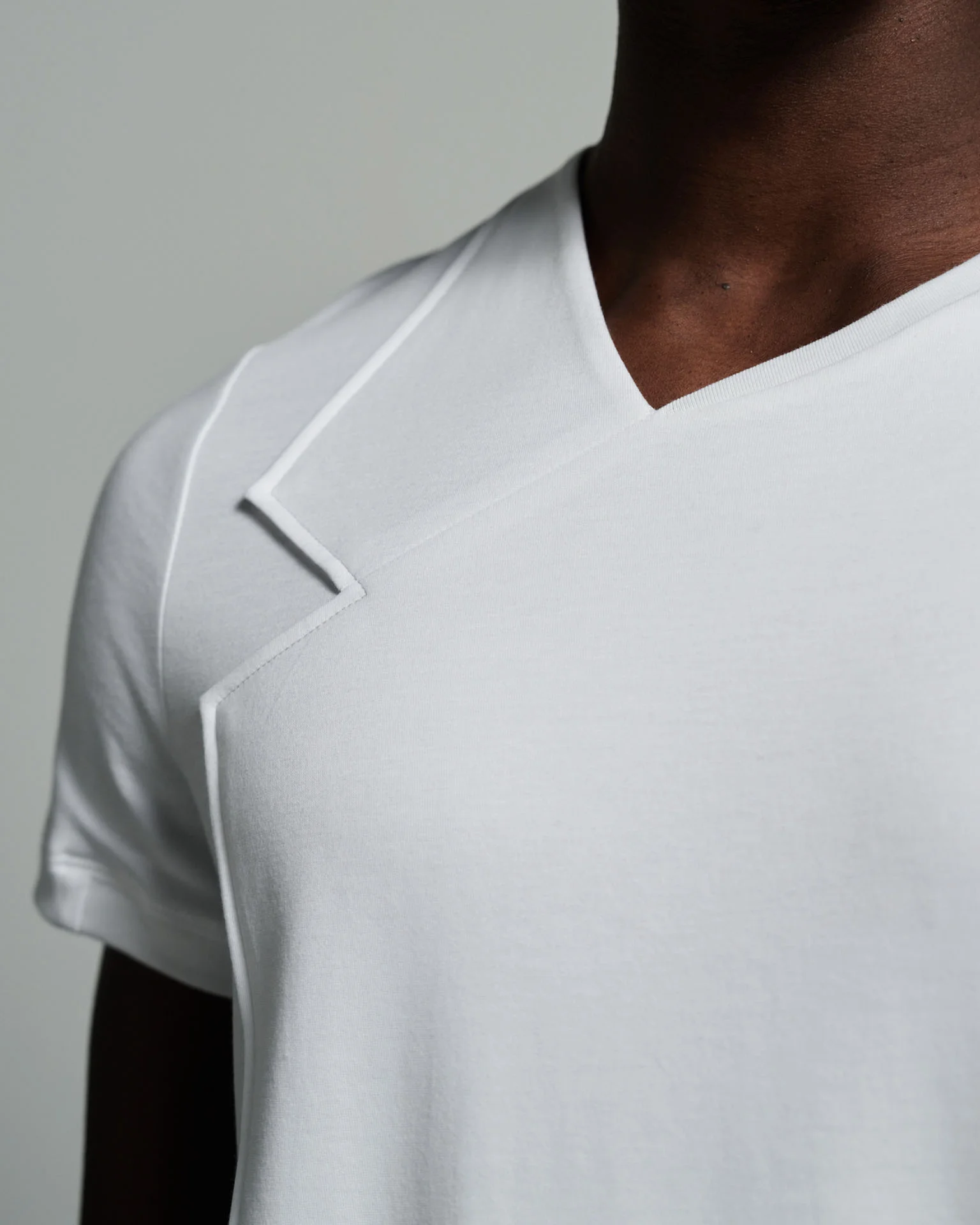 Hybrid Neck with Notch Lapel Appliqué | White T shirt by W Rubens | Made in London (Uk) | Minimalistic Design | UK craftsmanship & British artistry |