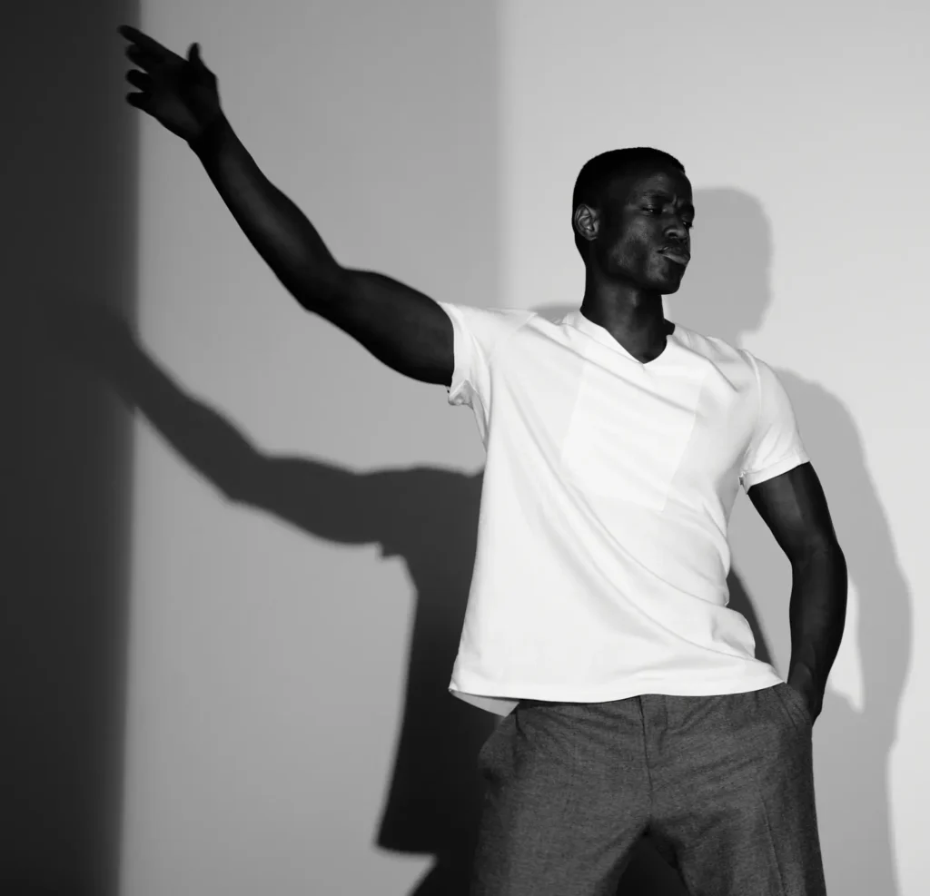 white t shirt