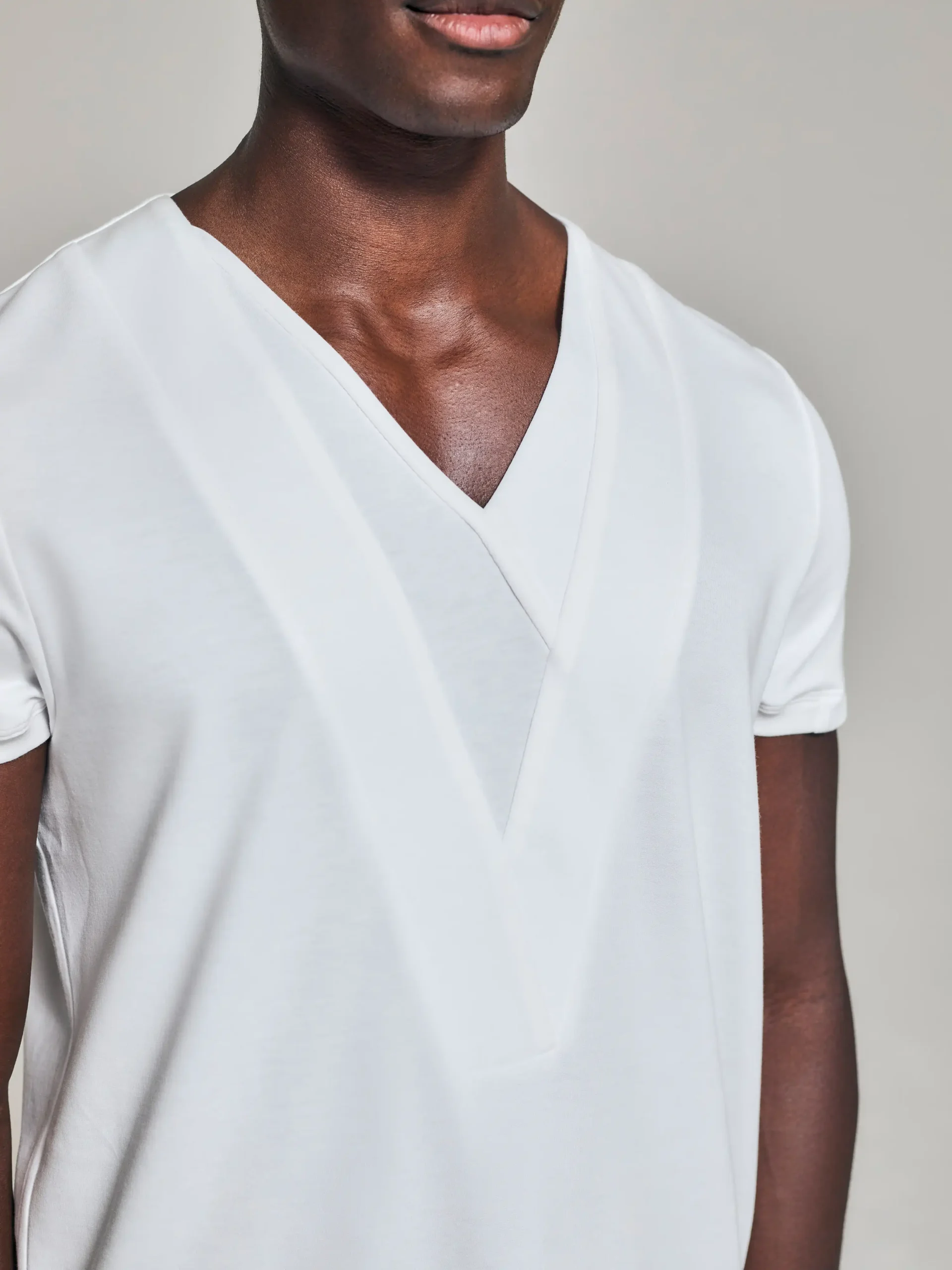 WR_Web_Ecom_0006W-2 Style No: 0006 | Panelled Shape Cotton T-Shirt - Image 1